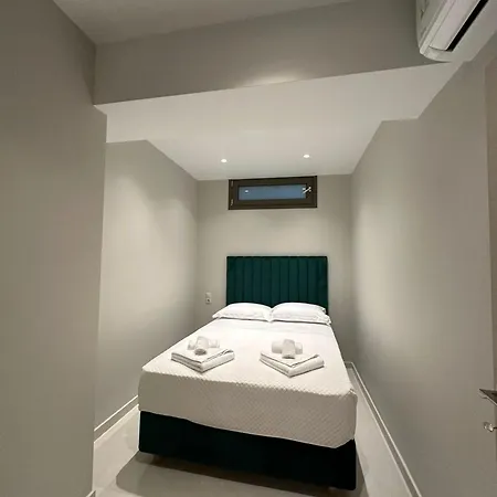 Elpida Luxury Apartments Suites Nydri  Exterior photo