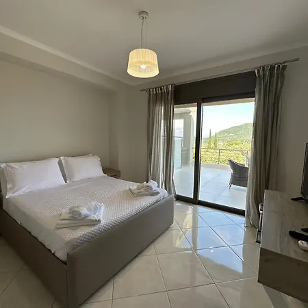 Elpida Luxury Apartments Suites Nydri  Exterior photo