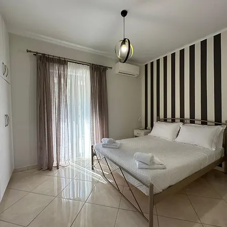 Elpida Luxury Apartments Suites Nydri  Exterior photo
