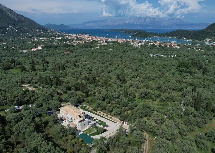 Elpida Luxury Apartments Suites
