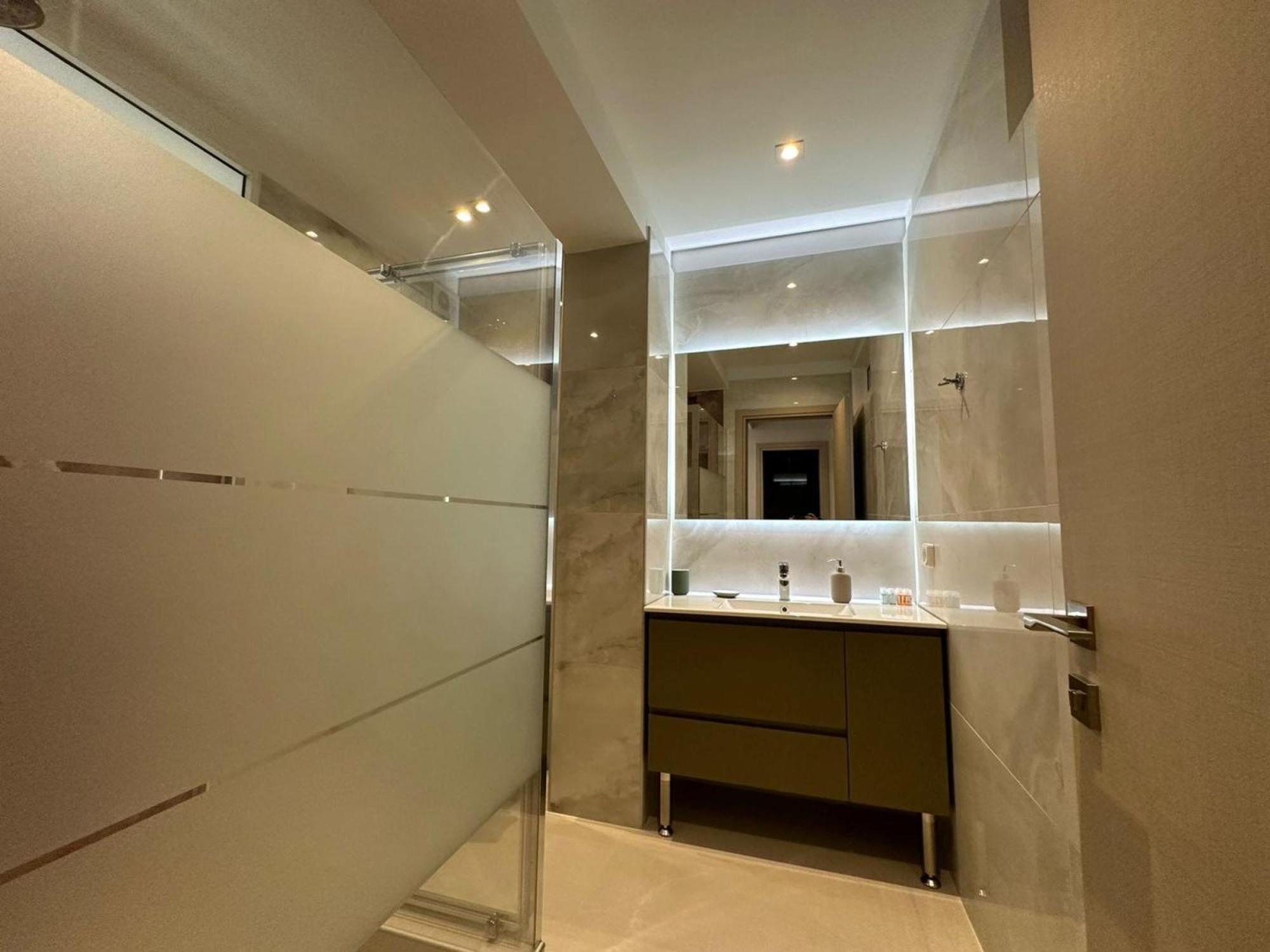 Elpida Luxury Apartment