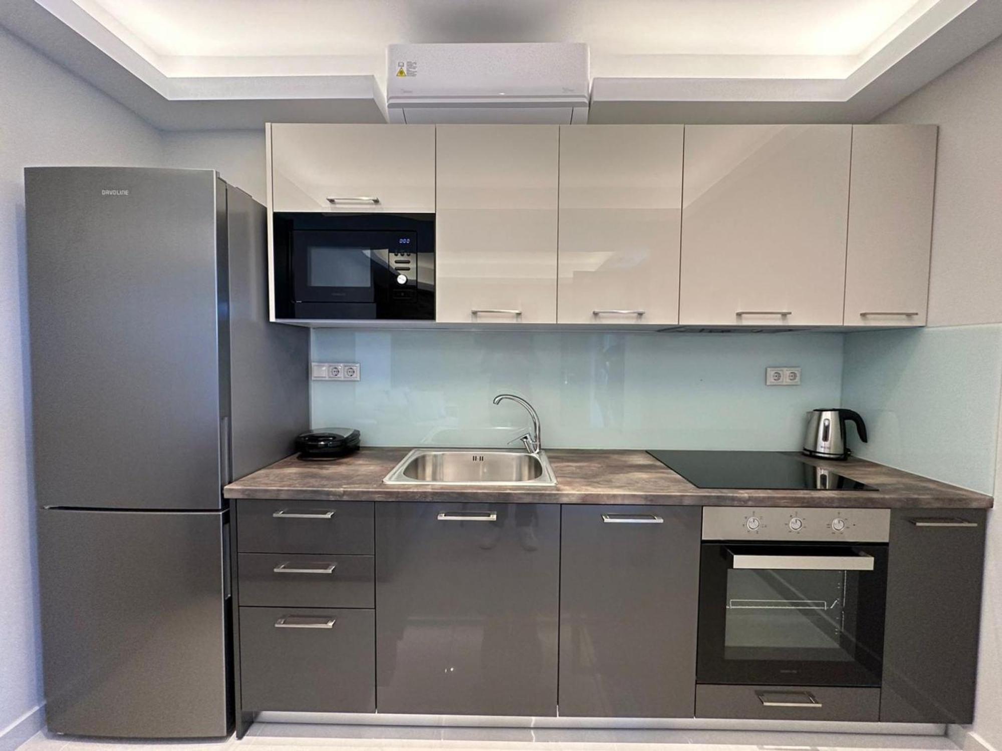 Elpida Luxury Apartament *