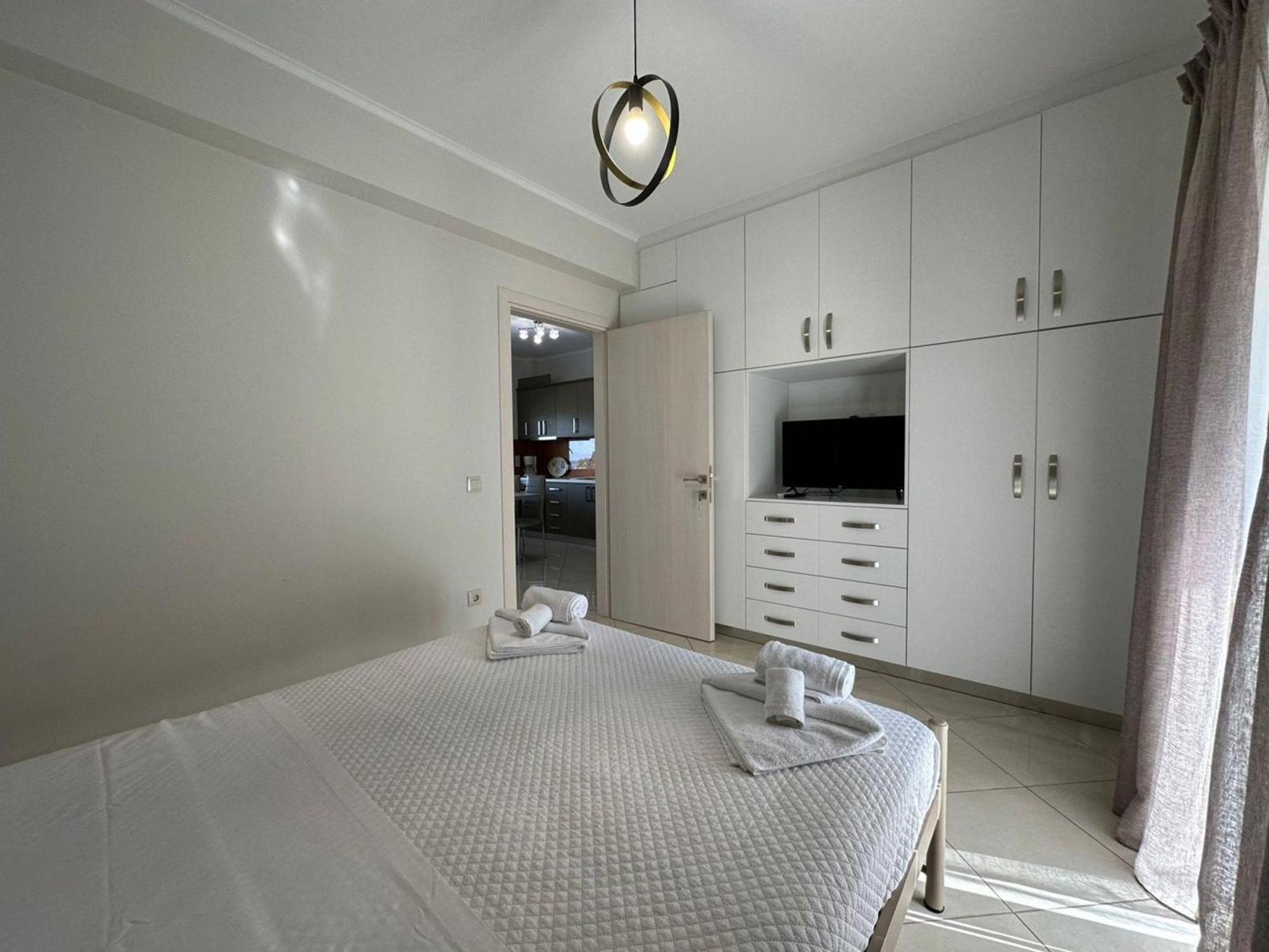 Elpida Luxury